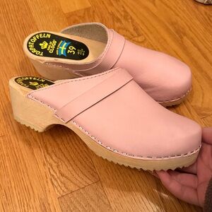 Torpatoffeln King of Clogs Classic Swedish Clogs Pale Pink Size 39